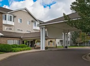 Front entrance at American House Southland Independent Living Community